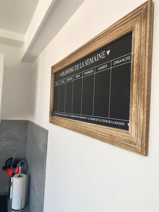 Appartement En Plein Coeur Du Centre Ville Les Sables-dʼOlonne Exterior foto
