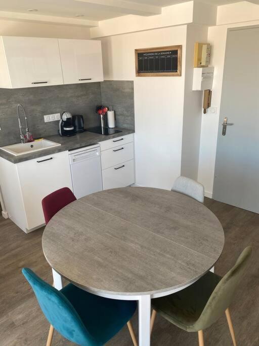 Appartement En Plein Coeur Du Centre Ville Les Sables-dʼOlonne Exterior foto